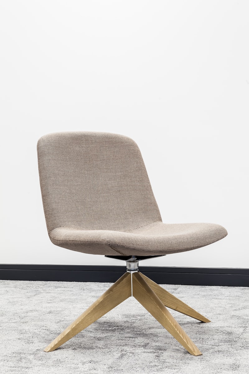 Sillas ergonómicas y giratorias